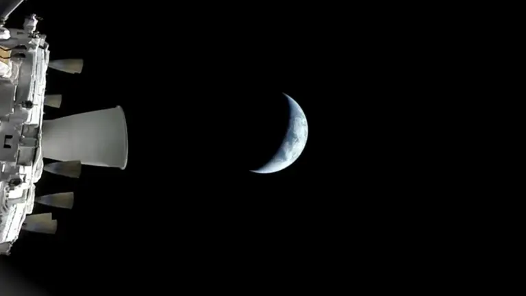 Orion διαστημικό σκάφος ζωντανή εικόνα από το Διάστημα