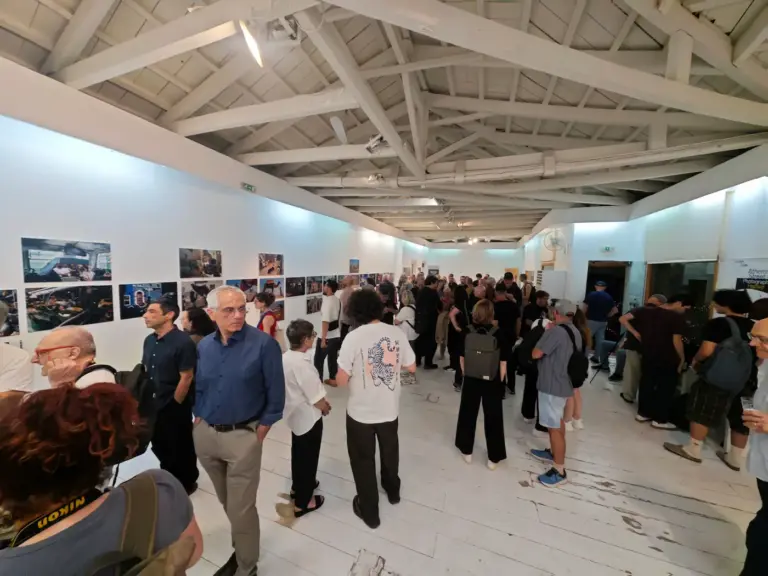 Στιγμιότυπο από δράση του Athens Street Photography Festival
