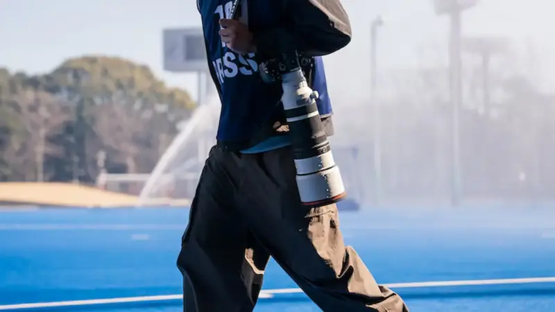 Ο νέος τηλεφακός Sony FE 100-400mm f/4.5 GM OSS πάνω σε κάμερα