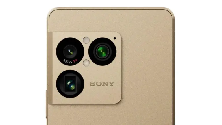 Το Sony Xperia 1 VIII σε χρυσό χρώμα με έμφαση στο νέο σύστημα κάμερας