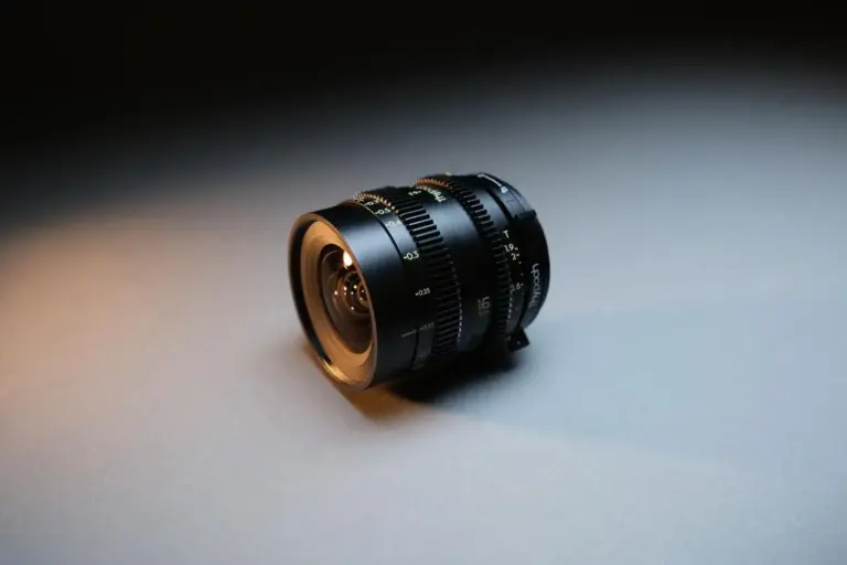 Ο νέος κινηματογραφικός φακός Thypoch Simera-C 16mm T1.9