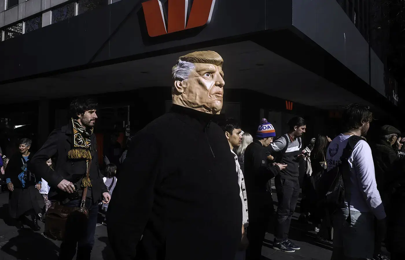Συνέντευξη με τον Γιάννη Γιασάρη για φωτογραφία δρόμου και κρίση εικόνων