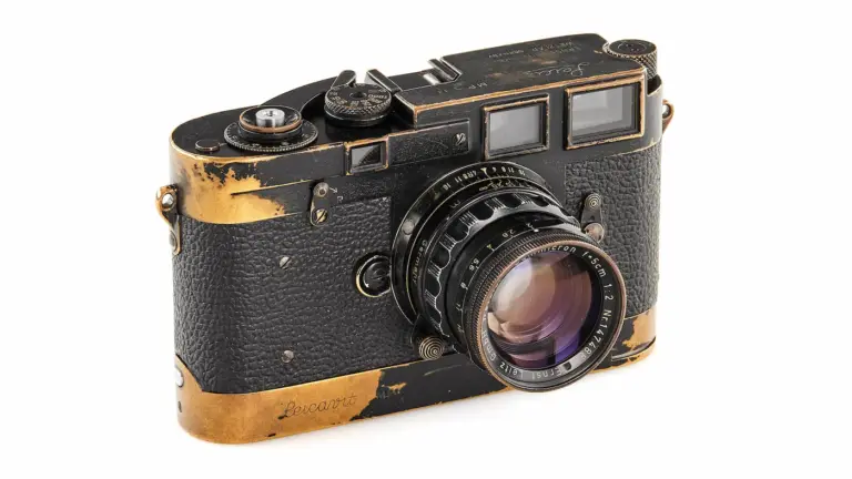 Σπάνια Leica MP Black Paint του 1957 πωλήθηκε για 600.000 ευρώ
