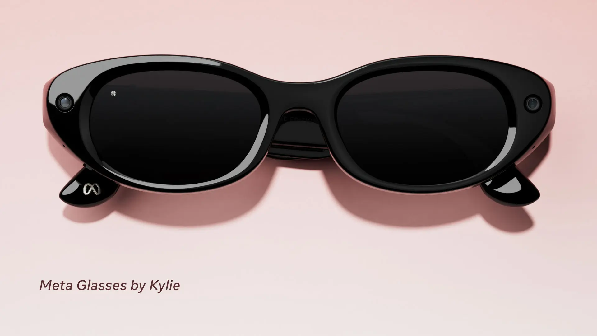 Meta Glasses από τη Meta και την EssilorLuxottica
