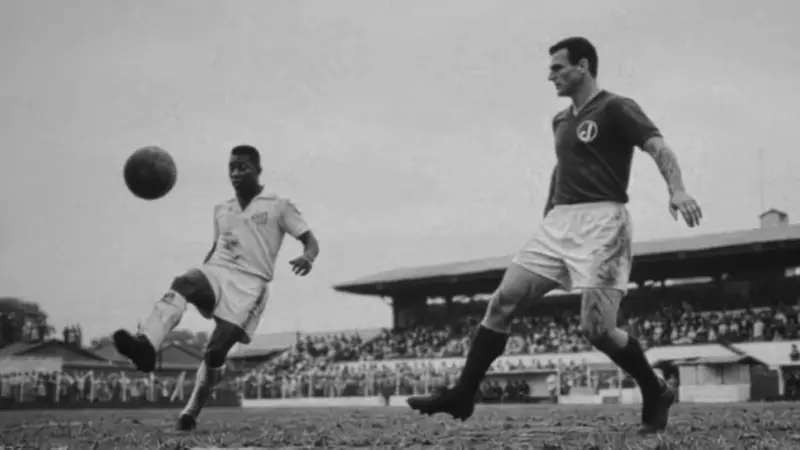 AI Recreates Pelé's Legendary Goal That Was Never Filmed