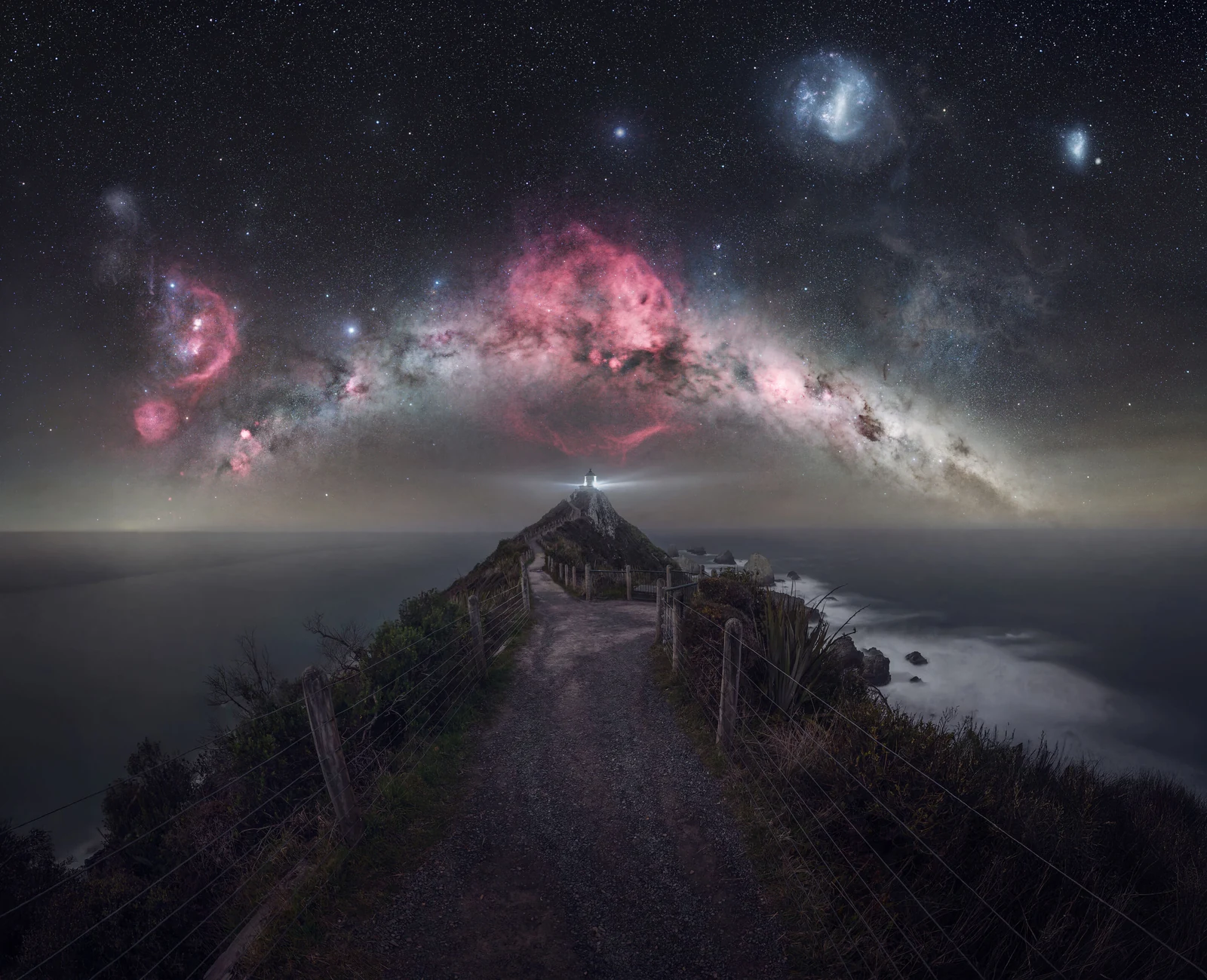 «A dialogue between space and human light» – Mikel Iraeta, 2η θέση στην κατηγορία The Impact of Light Pollution