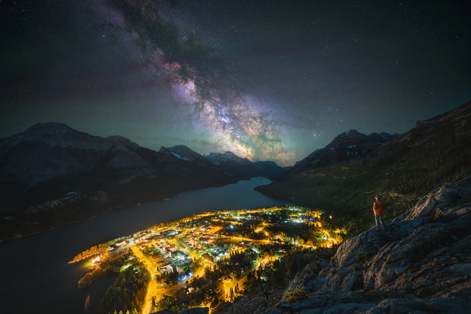 «Watching the Galaxy Rise» – Dustin Bischke, 2η θέση στην κατηγορία Nighttime Adventures