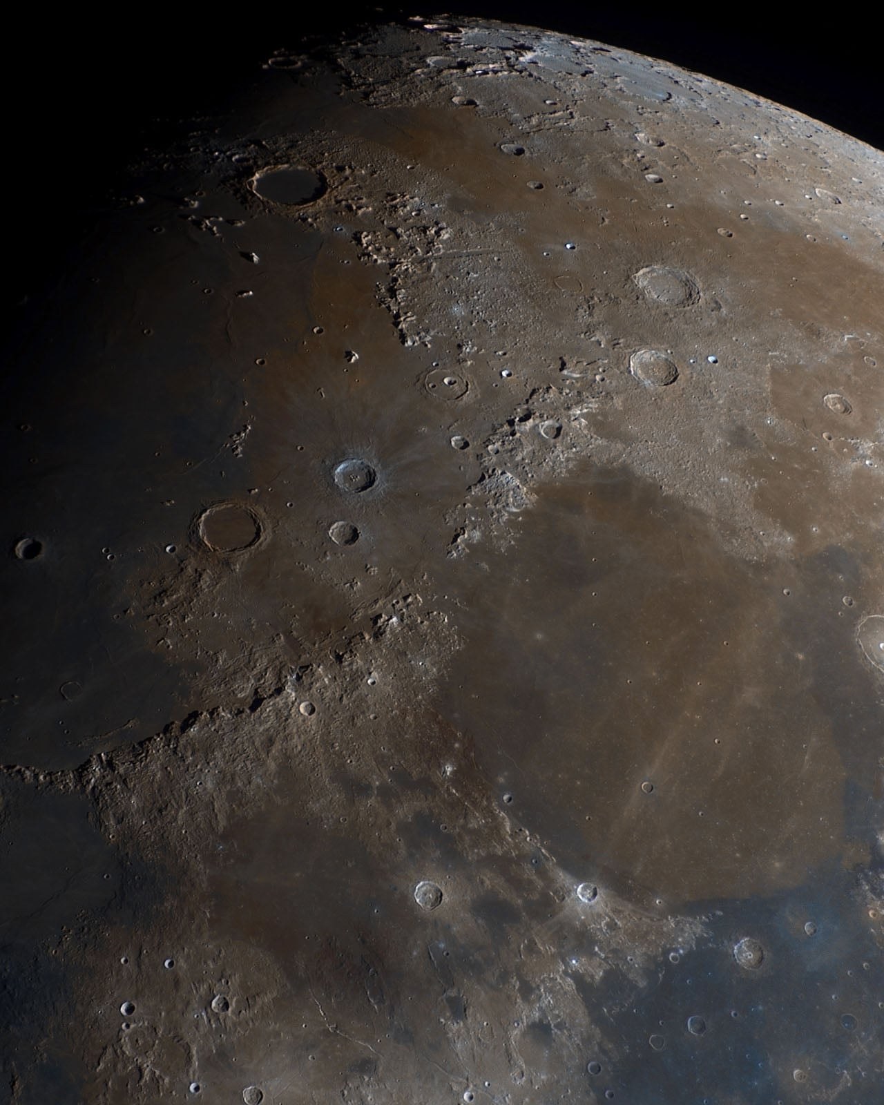 Mineral Moon του/της Nikolaos Strimpoulis, Young Astronomy Photographer of the Year 2026 και νικητής κατηγορίας, Astronomy Photographer of the Year 2026