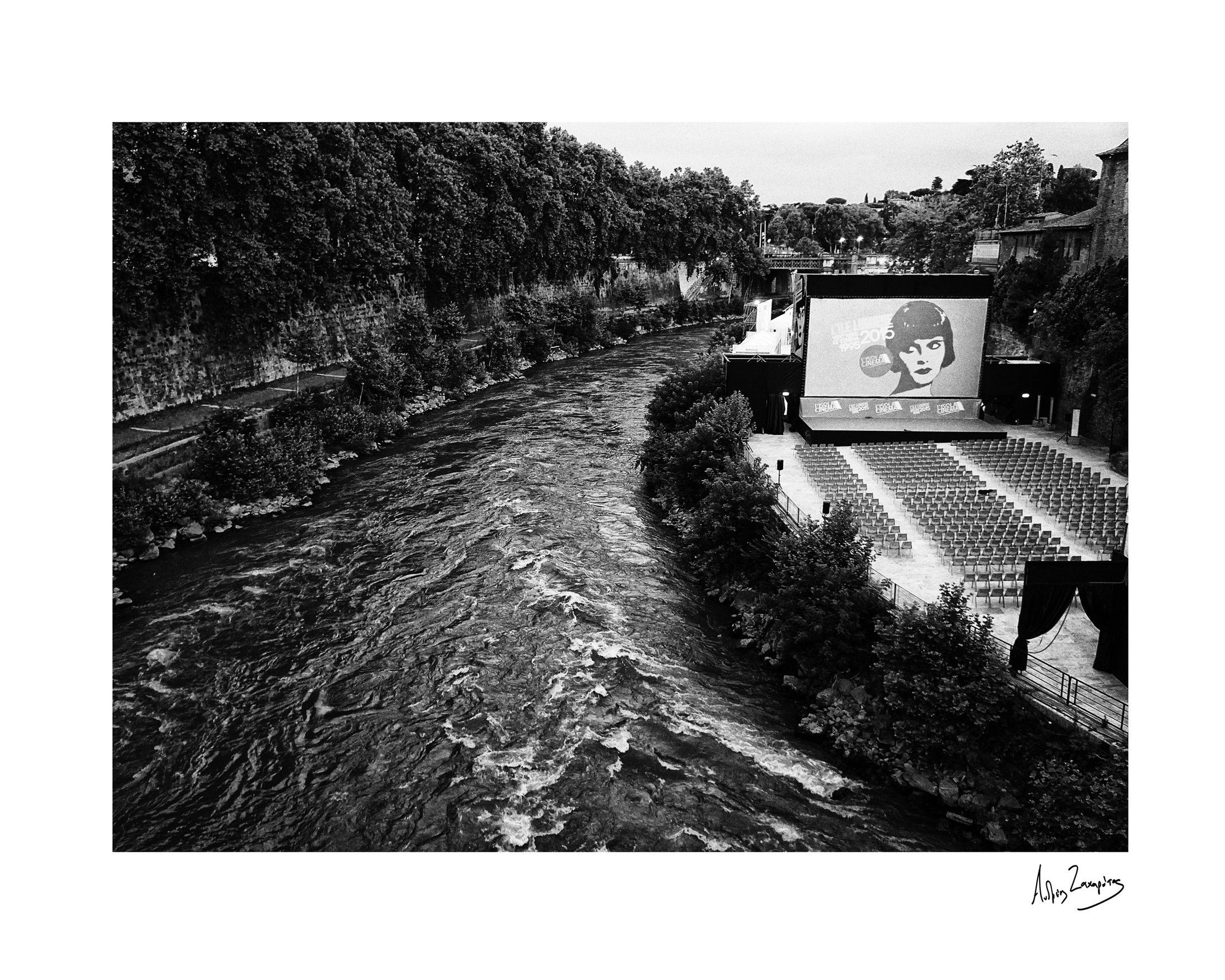 The Tiber in Rome in a black-and-white photograph by Andreas Zacharatos