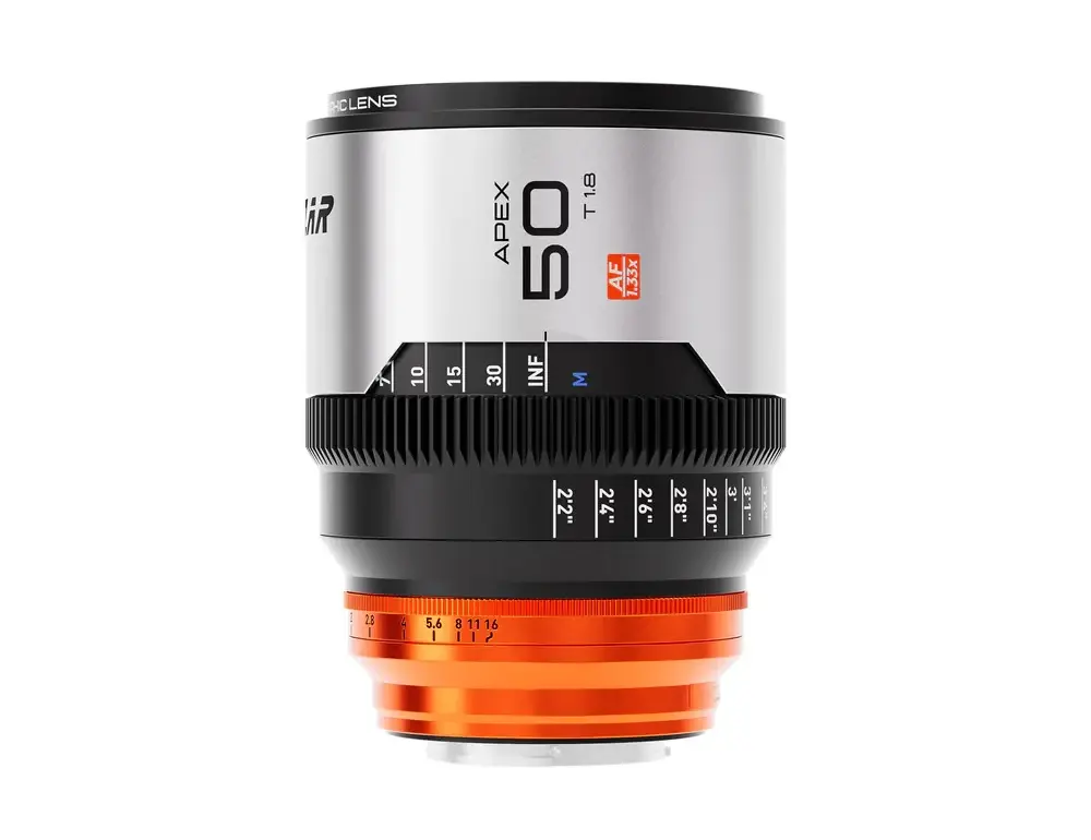 Ο Blazar Apex 50mm T1.8 1.33x autofocus αναμορφικός φακός