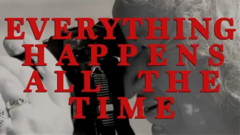 Everything Happens All the Time: Ένα ντοκιμαντέρ στην καρδιά της φωτογραφίας δρόμου στο Λονδίνο