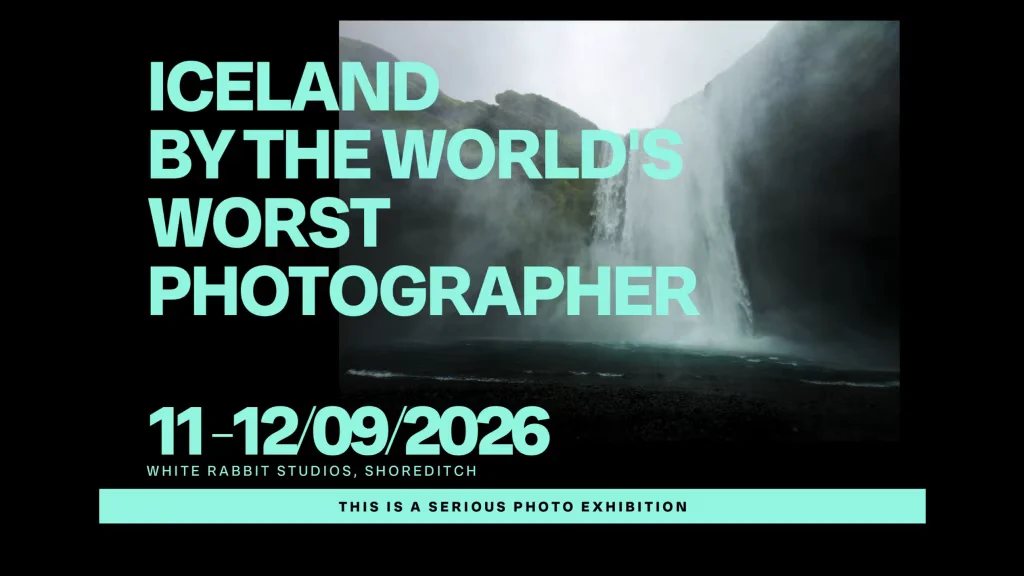 Αφίσα της έκθεσης Iceland by the World’s Worst Photographer με φωτογραφία καταρράκτη