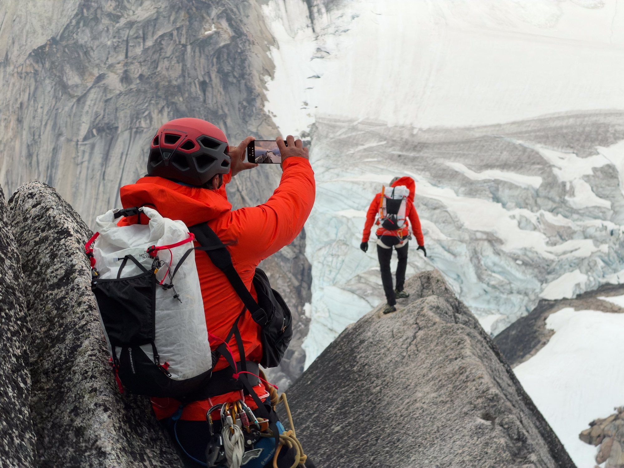 Behind the scenes αναρρίχησης από τη σειρά του Jimmy Chin για το What Holds Us