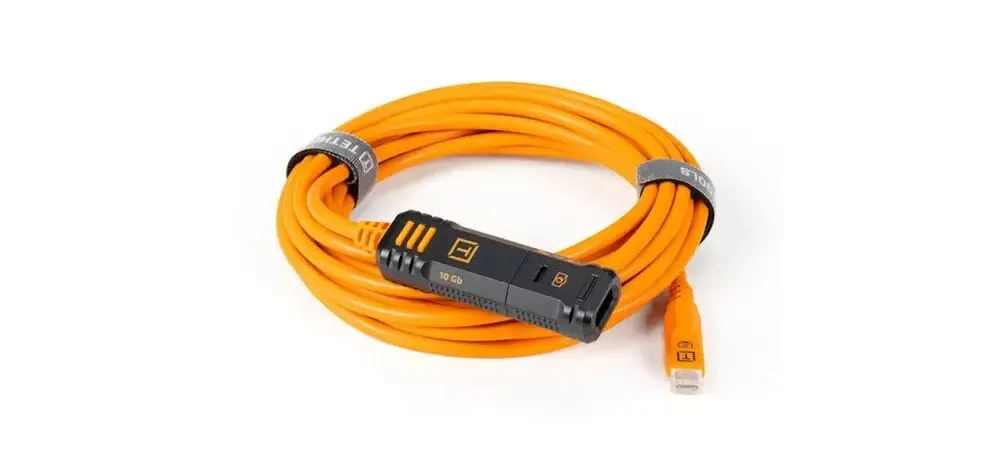 Λεπτομέρεια του SecureLock στην προέκταση TetherPro Optima 10G