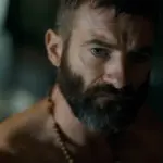 Ο Stuart Martin ως Ethan Black σε κοντινό πλάνο από την ταινία The Last Photograph του Zack Snyder