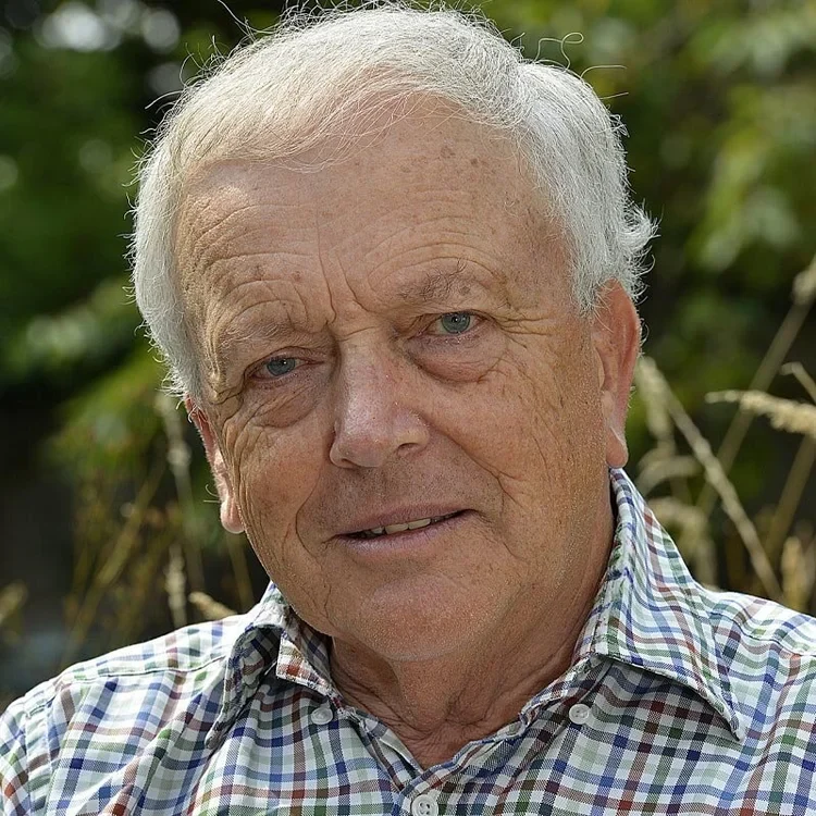 Portrait of Andrew Cleave MBE