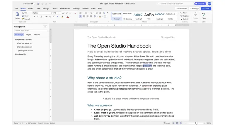 Περιβάλλον WordCraft με το έγγραφο The Open Studio Handbook, κορδέλα εργαλείων και πλαϊνή πλοήγηση