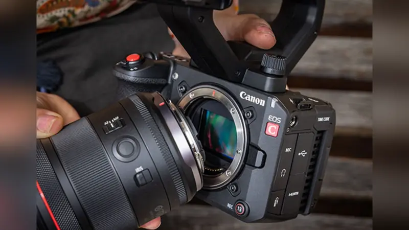 Canon EOS C50, C80 και C400: Νέο firmware με διορθώσεις ασφάλειας – τι αλλάζει σε κάθε κάμερα