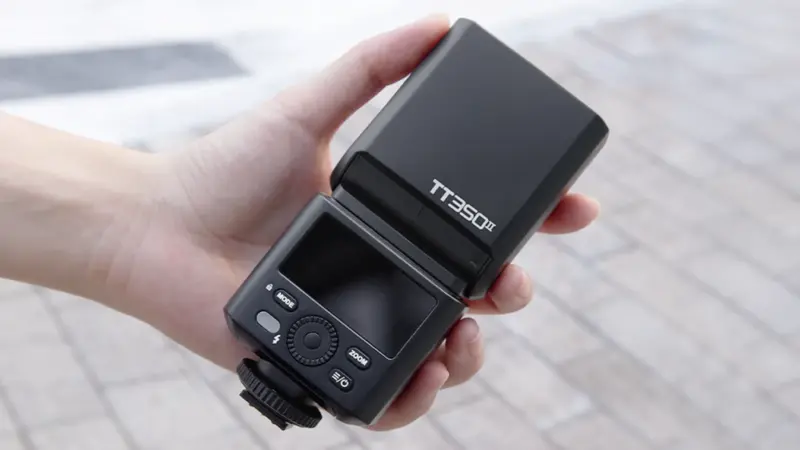 Godox TT350II: Ένα φλας για 4 συστήματα μηχανών