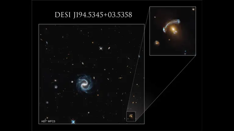 Hubble: Η βαρύτητα «φωτογραφίζει» δύο φορές τον ίδιο μακρινό γαλαξία