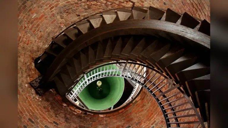 Mehmet Yasa to lead architectural photography masterclass in Mytilene