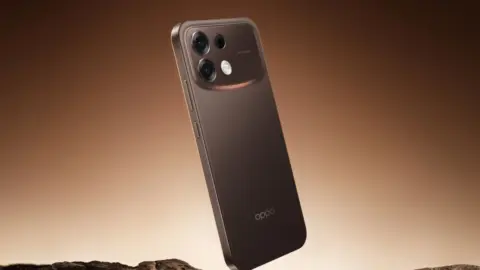 OPPO F35 Pro: 50MP ultrawide selfie και 4K video και από την εμπρός κάμερα